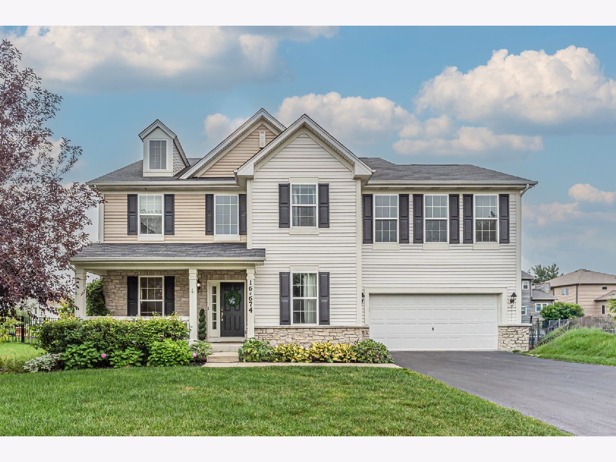  For Rent Willowbrook Illinois, 16W674 Hawthorne