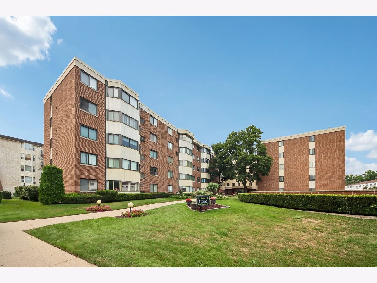 Condominiums For Sale Lotus Gardens Morton Grove Illinois, 5500 Lincoln Avenue
