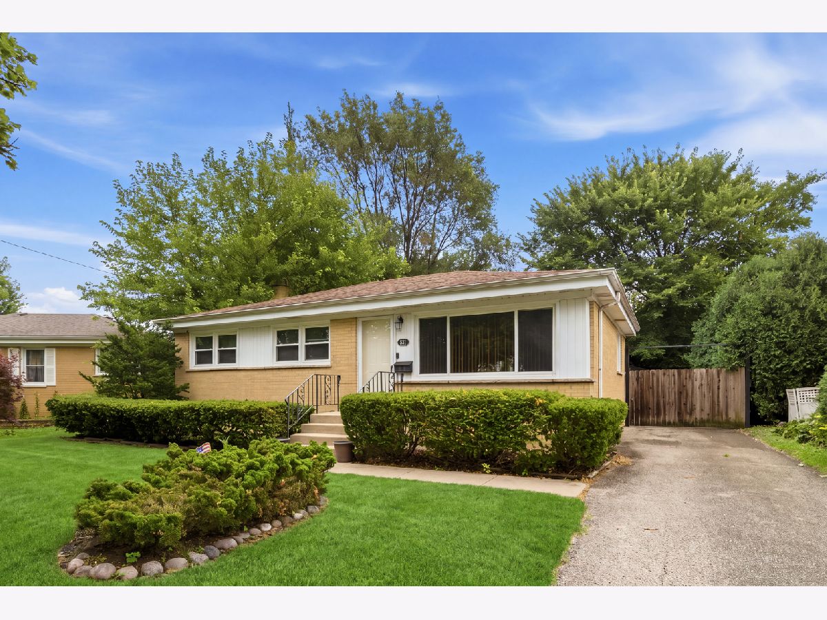 Homes For Sale Cumberland Highlands Des Plaines Illinois, 531 Cambridge Road
