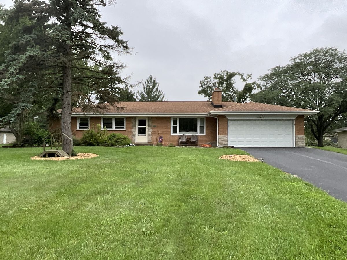 Homes For Sale Kimberly Heights Tinley Park Illinois, 16430 Leslie Ann Drive