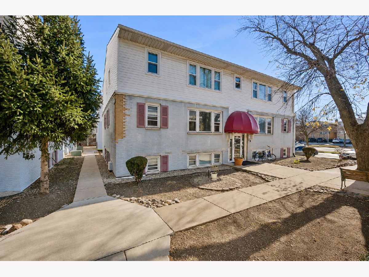  For Sale Schiller Park Illinois, 9421 Kelvin Lane