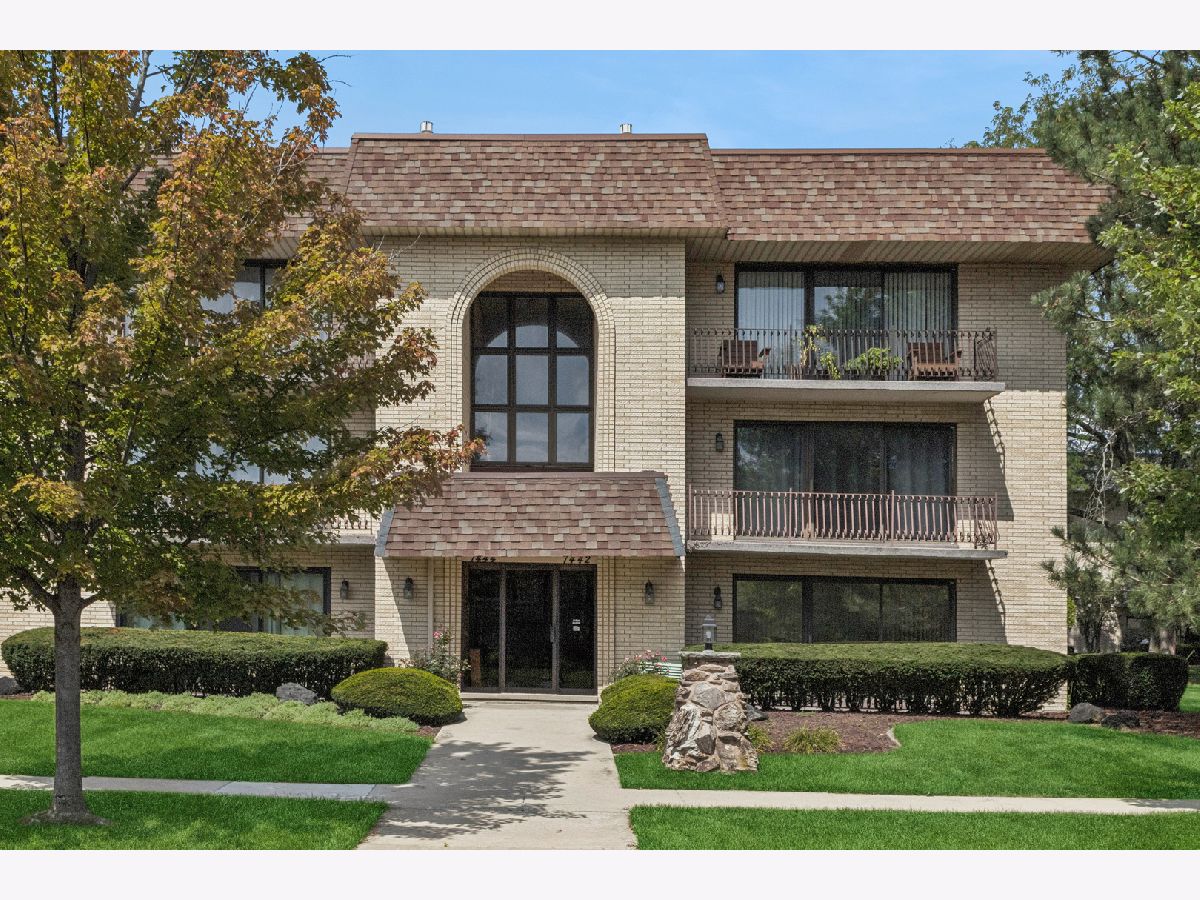 Condos & Townhomes & Homes For Sale Clearview Orland Park Illinois, 7442 153rd Street