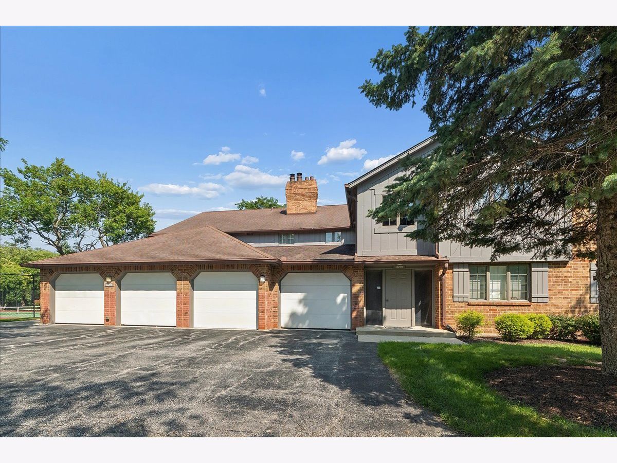  For Sale Palos Heights Illinois, 13259 Country Club Court