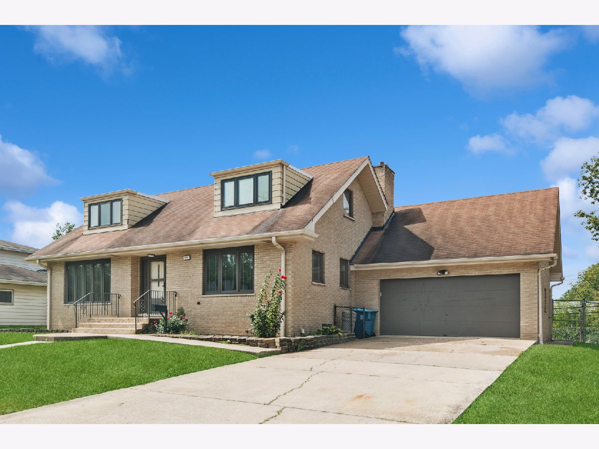  For Sale Chicago Heights Illinois, 822 Bradoc Street