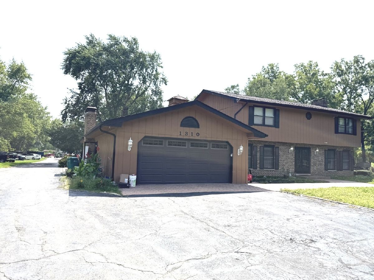  For Sale Joliet Illinois, 1310 New Lenox Road