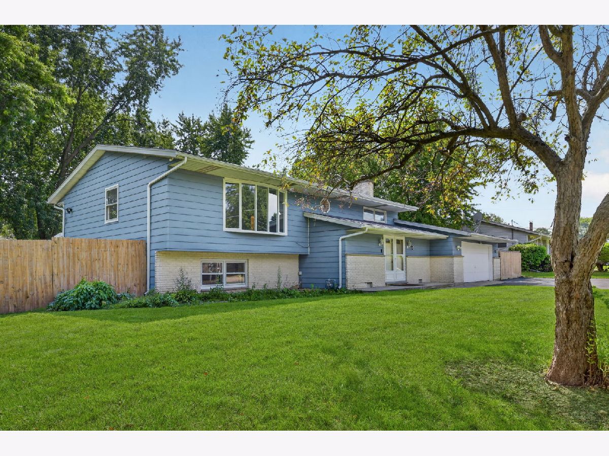  For Sale Beach Park Illinois, 10467 Chaplin Avenue