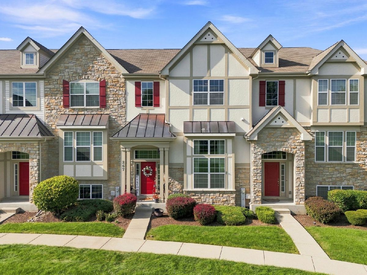  For Sale Carol Stream Illinois, 267 Garrett Circle
