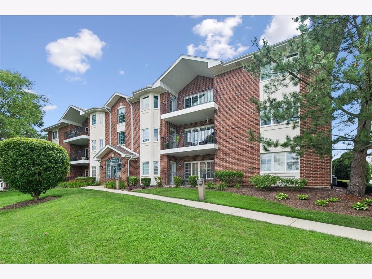  For Sale Palos Heights Illinois, 13129 Forest Ridge Drive