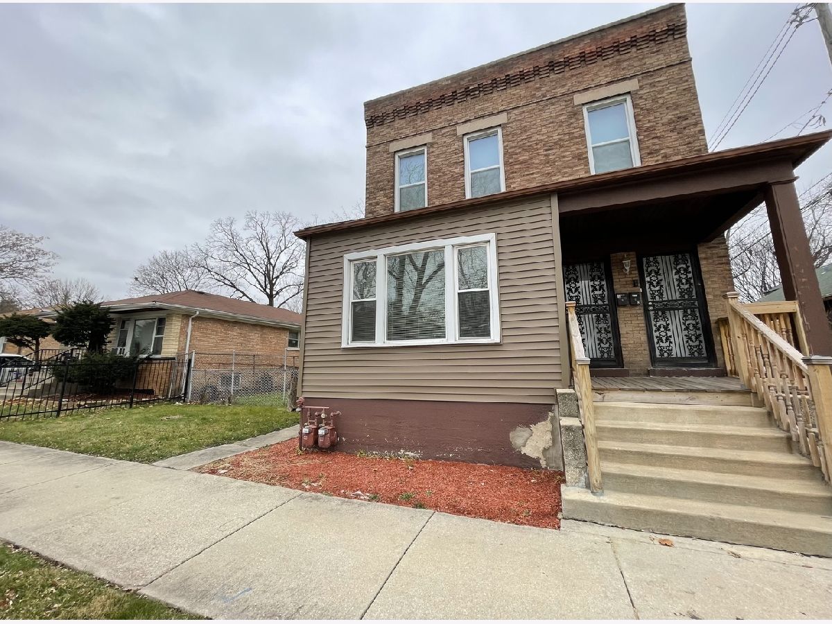  For Sale Chicago Illinois, 11748 Wentworth Avenue