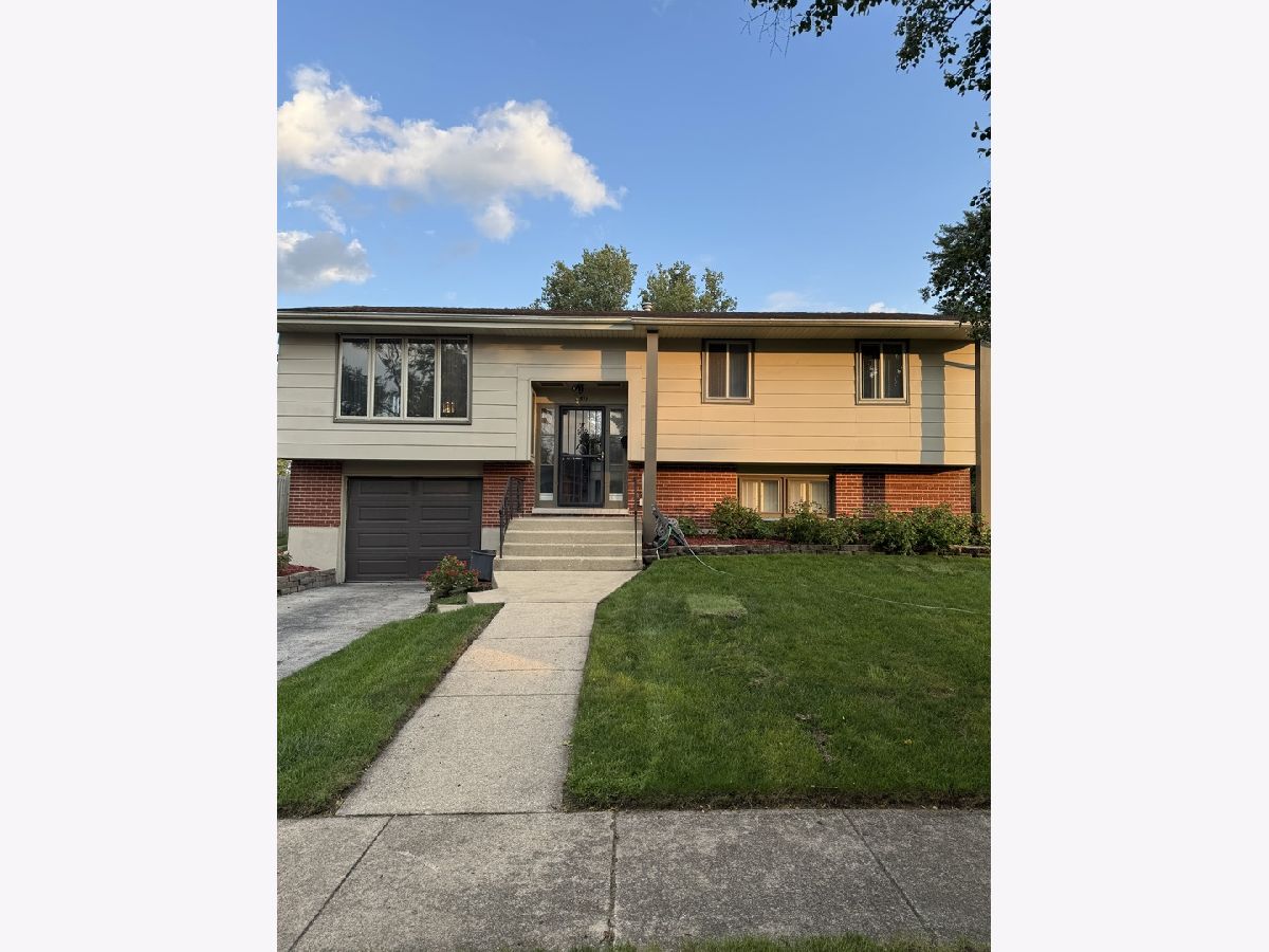  For Sale Hazel Crest Illinois, 3511 Hazel Lane