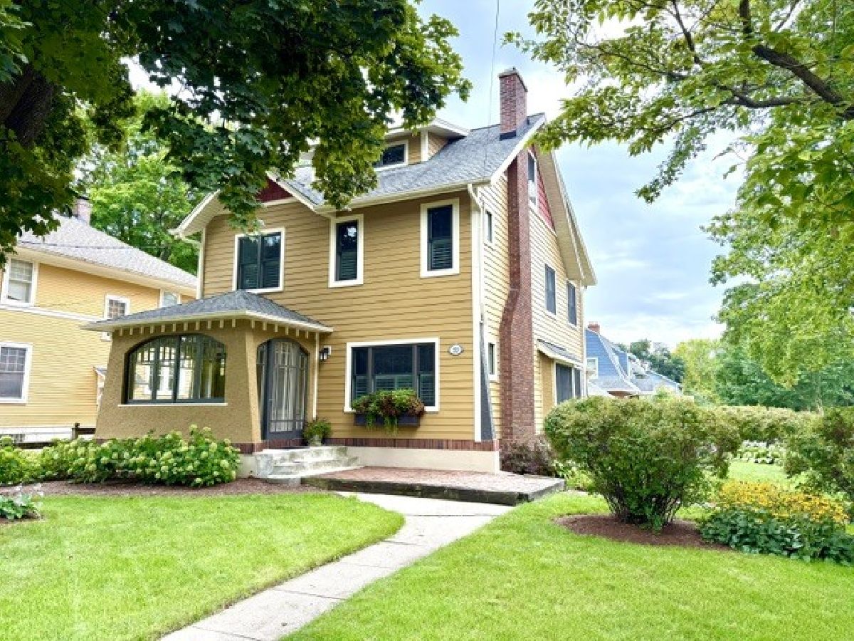  For Rent St Charles Illinois, 523 Prairie