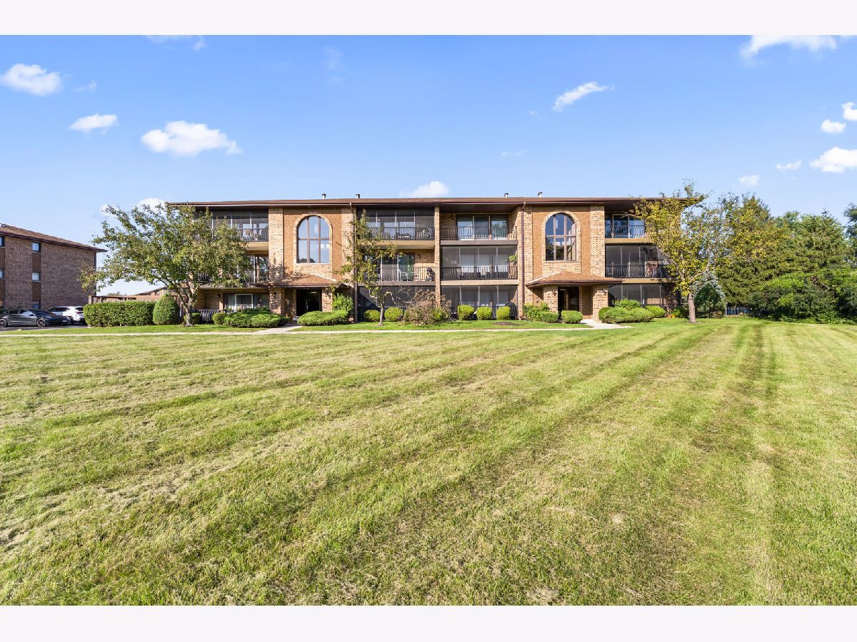  Sold Palos Hills Illinois, 11117 Heritage