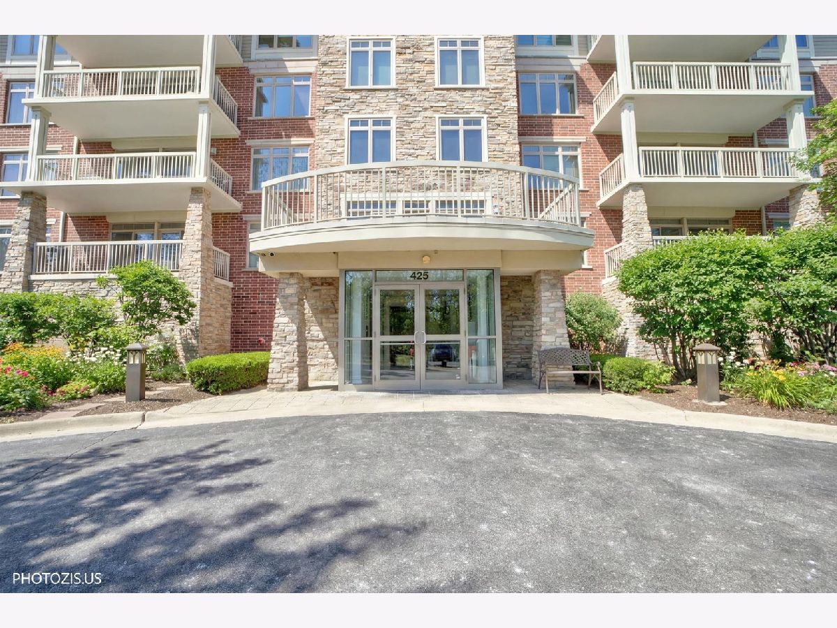 For Sale Vernon Hills Illinois, 425 Benjamin Drive