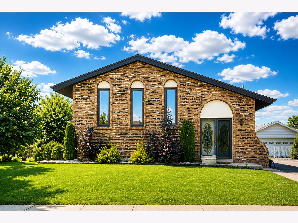 For Sale Bridgeview Illinois, 8326 78th Avenue