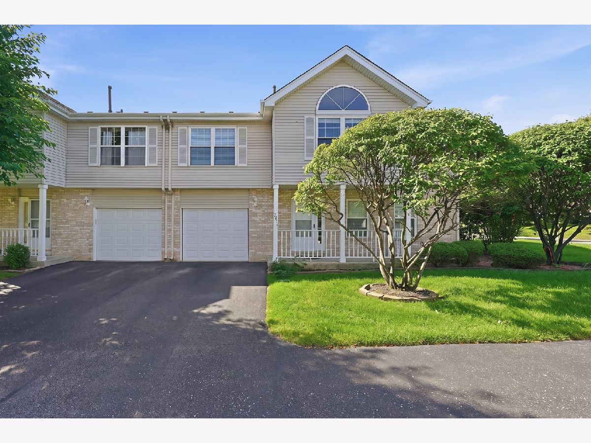  Rented Orland Park Illinois, 16051 Laurel