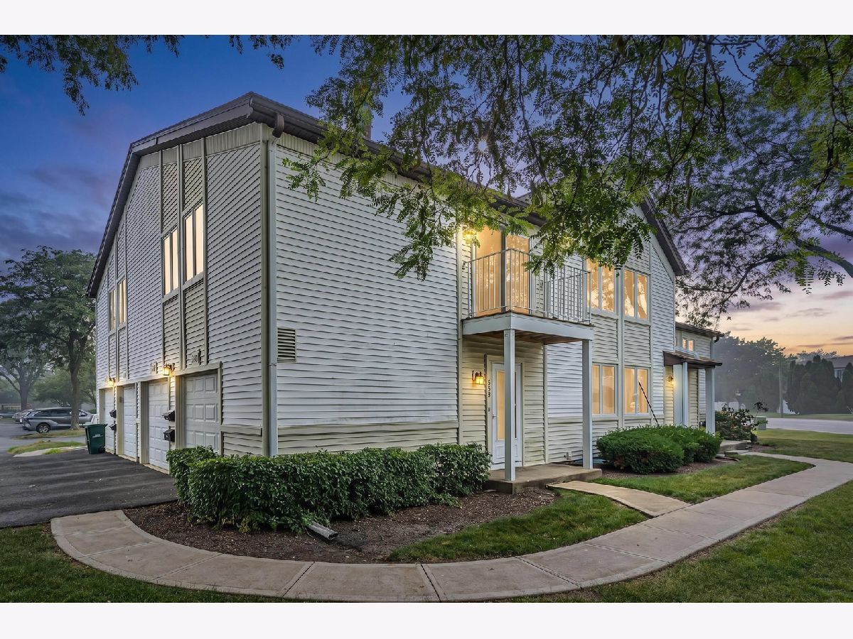  For Rent Deerfield Illinois, 608 Inverrary