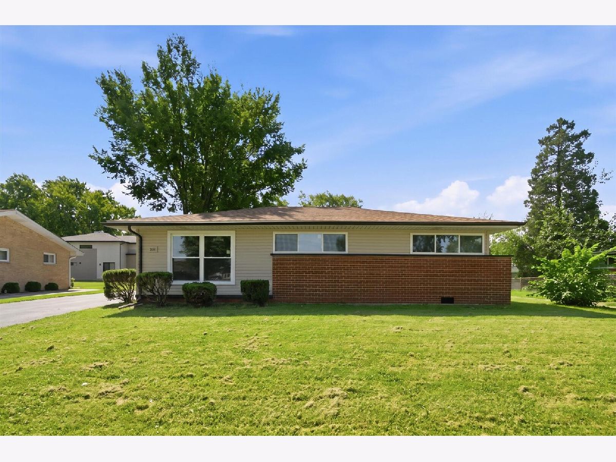  For Sale Markham Illinois, 3001 Sherwood Avenue