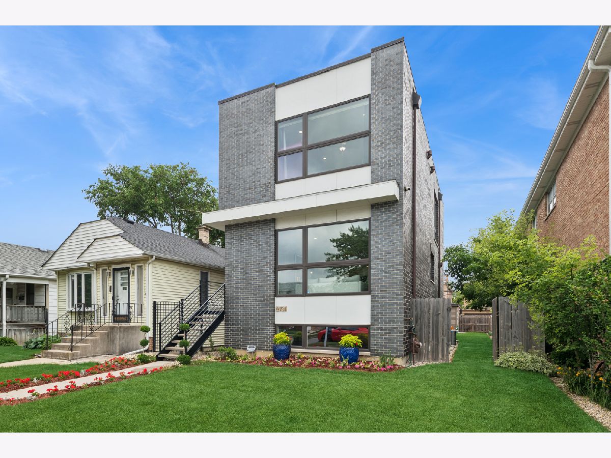  For Sale Elmwood Park Illinois, 2731 75th Avenue