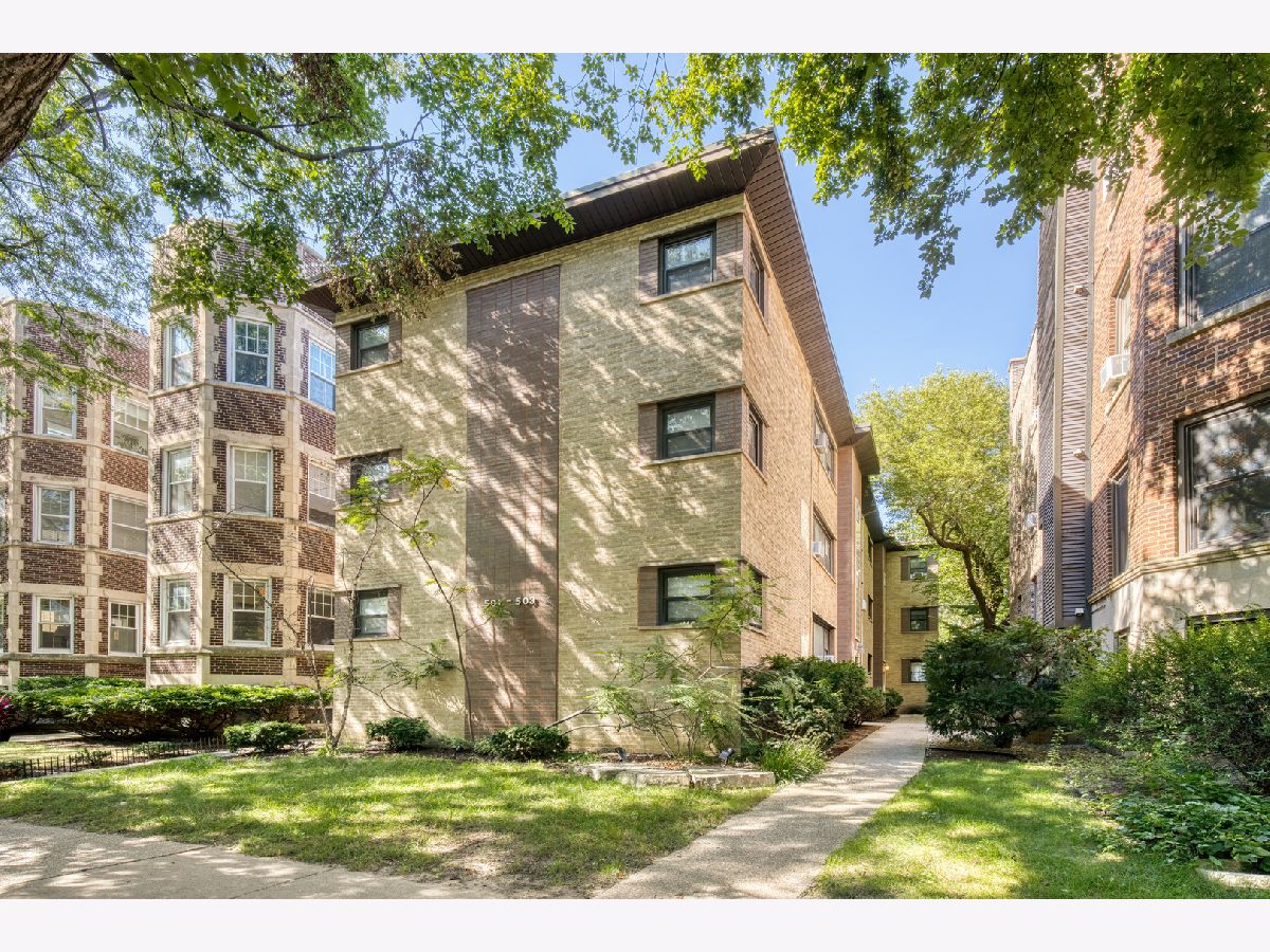  Rented Evanston Illinois, 501 Sheridan