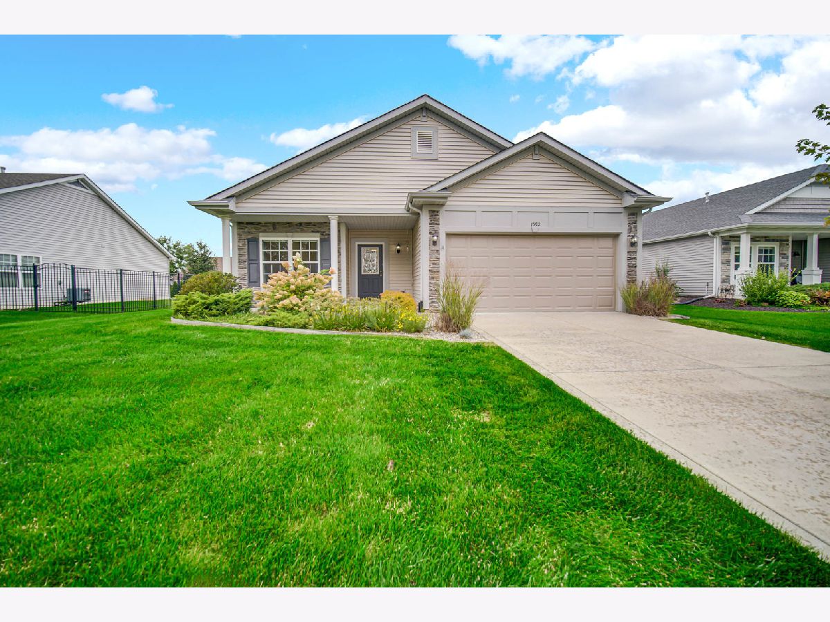  Sold Chesterton Indiana, 1592 Harrington