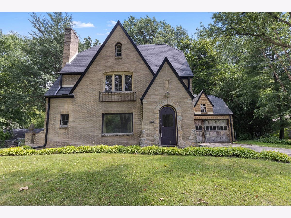  For Sale Rockford Illinois, 4565 Spring Brook Road