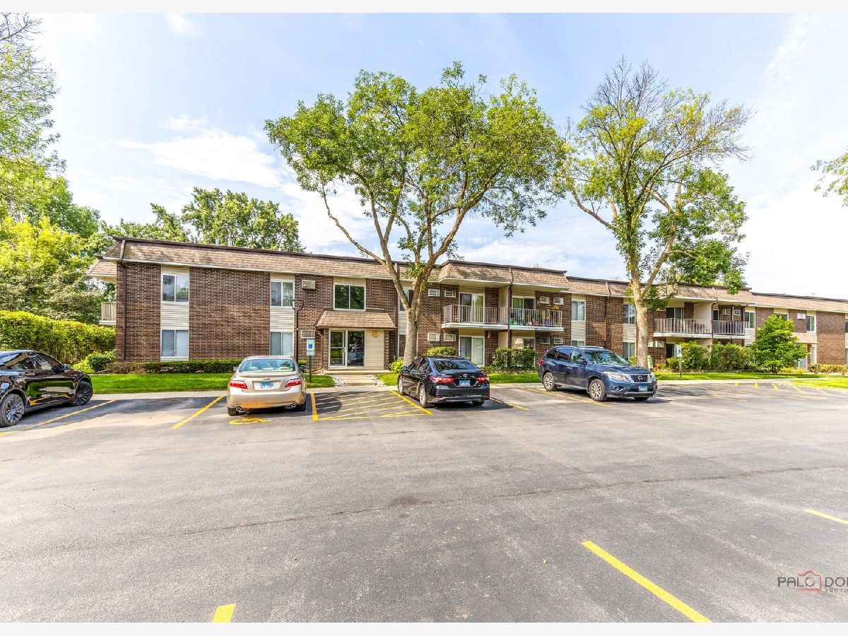 Homes & Condominiums For Rent Mill Creek Buffalo Grove Illinois, 1147 Miller