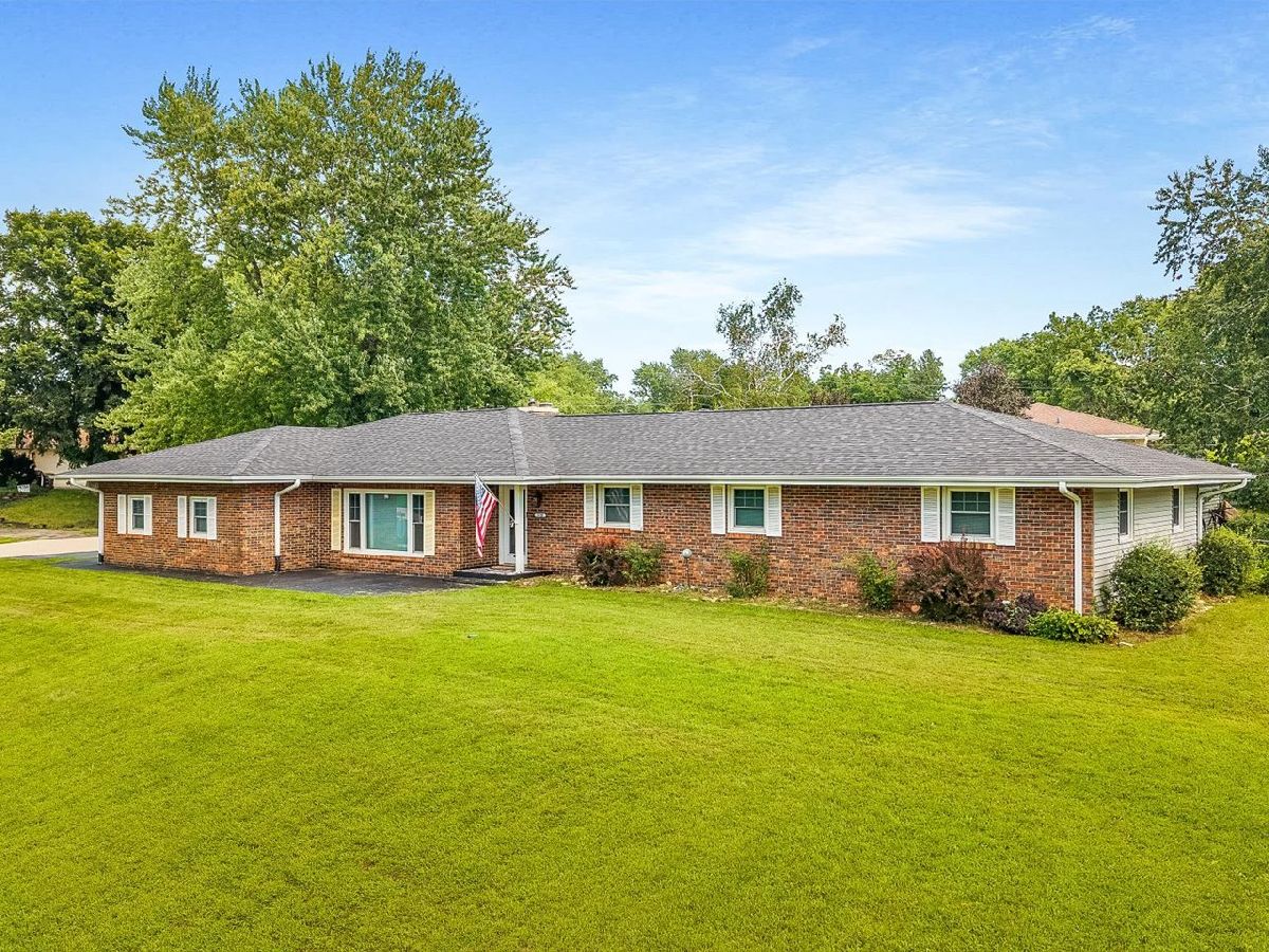  For Sale Rockford Illinois, 5420 Golden Prairie Circle