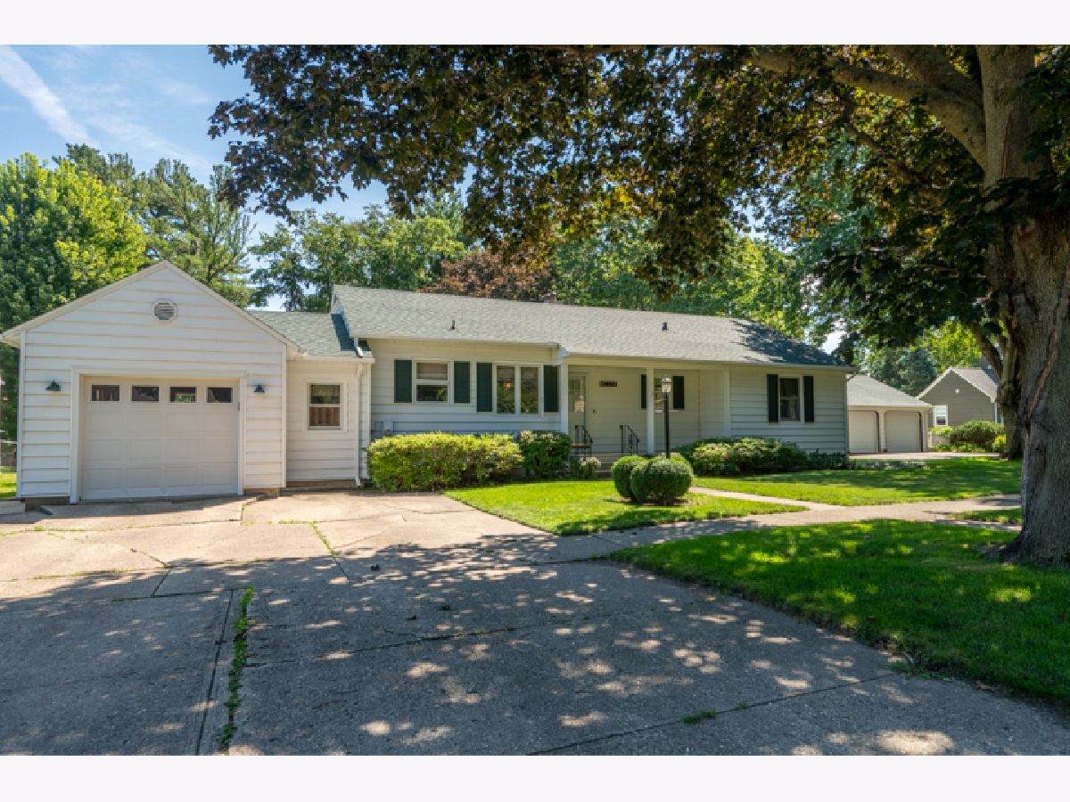  For Sale Oregon Illinois, 513 6th Street
