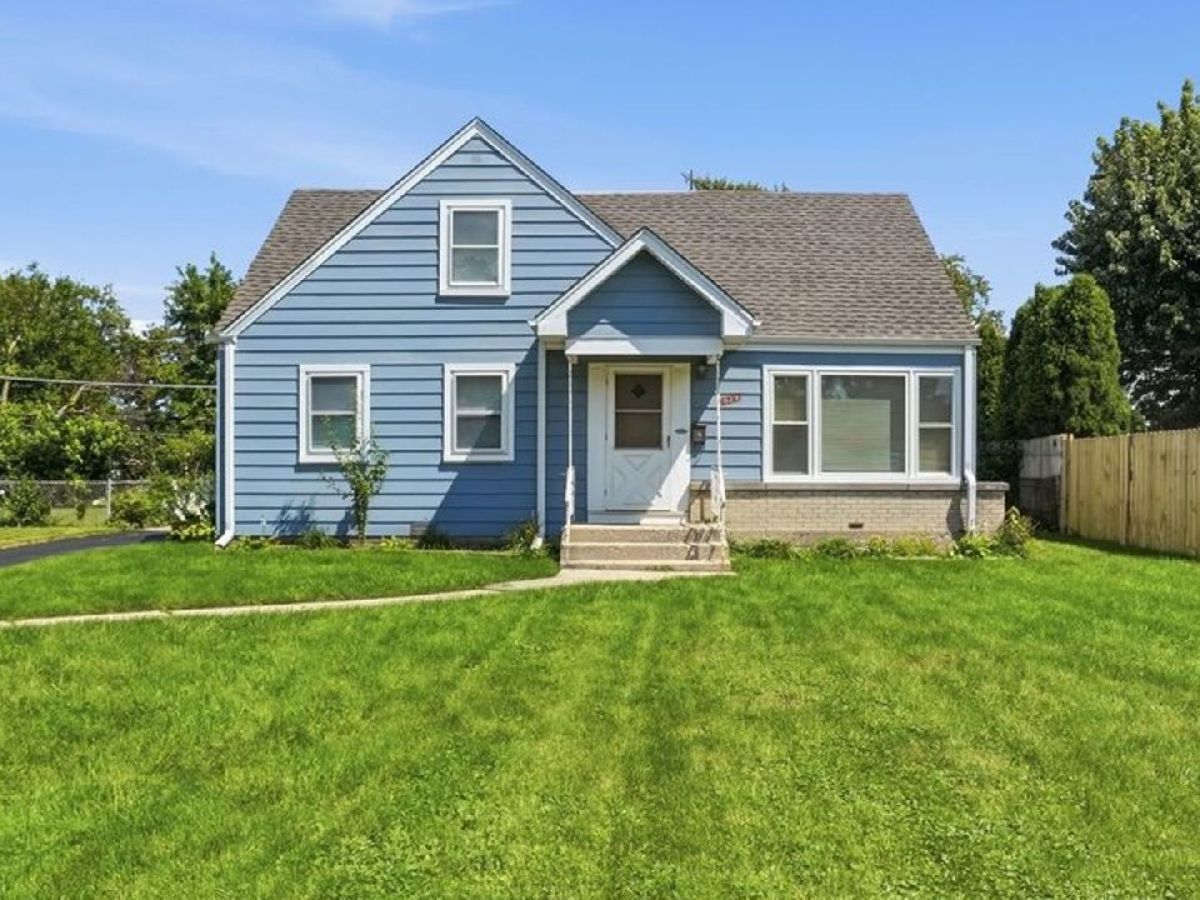  For Sale Melrose Park Illinois, 829 Roy Avenue