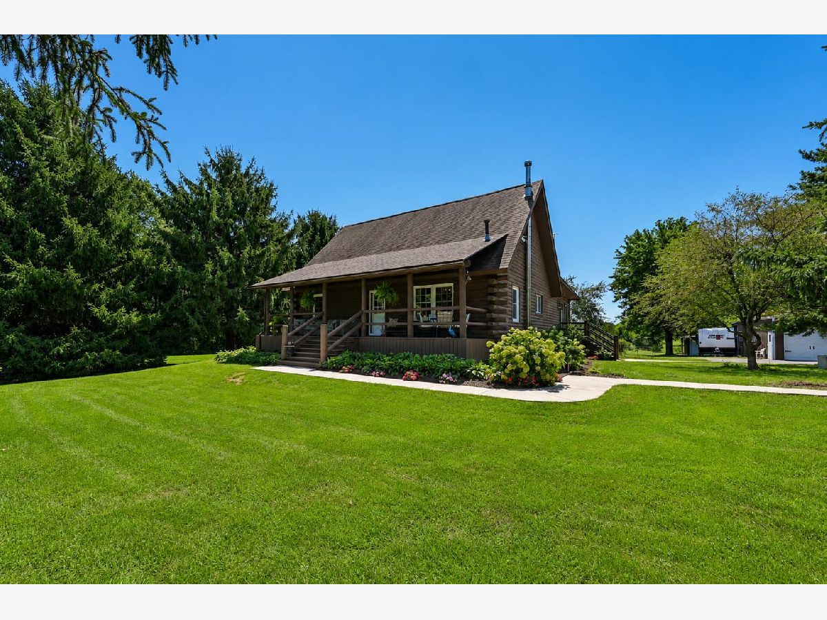  Sold Grant Park Illinois, 13628 9000n
