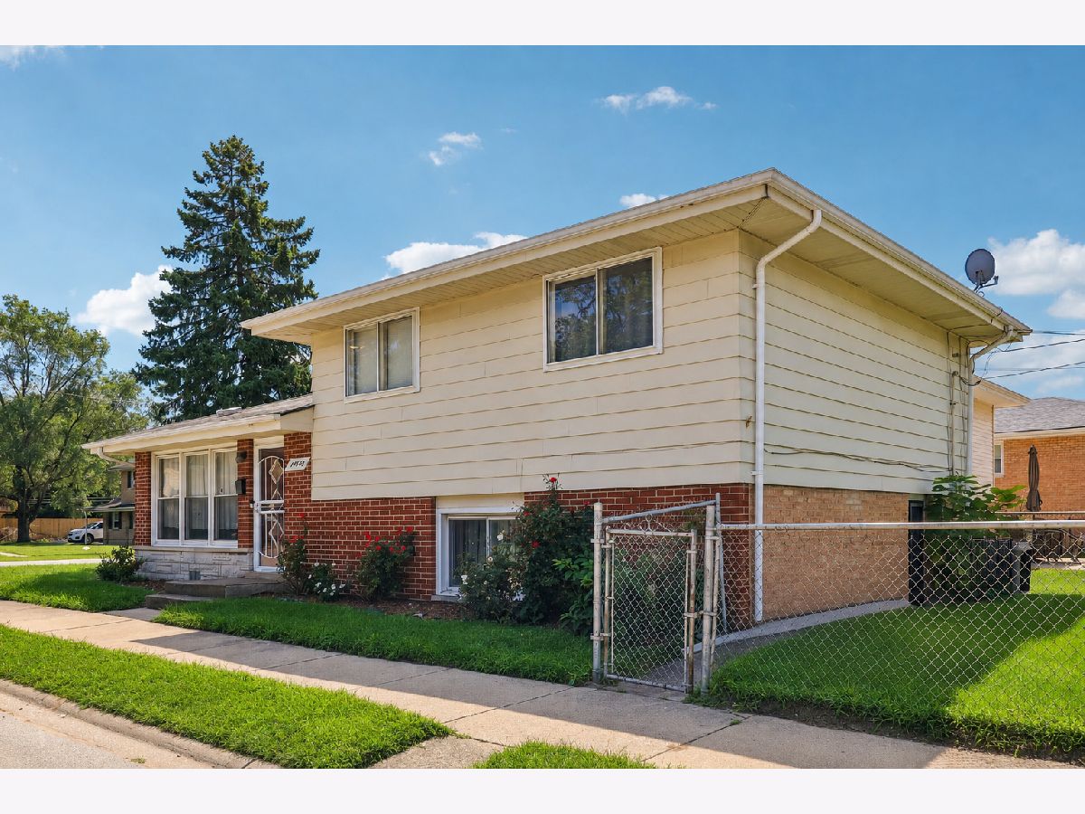  For Sale Dolton Illinois, 14448 Van Buren Street