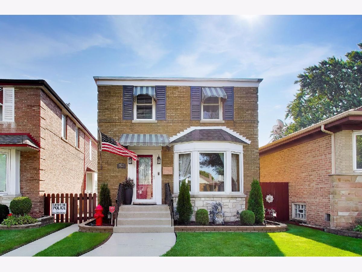  For Sale Chicago Illinois, 5523 Natchez Avenue