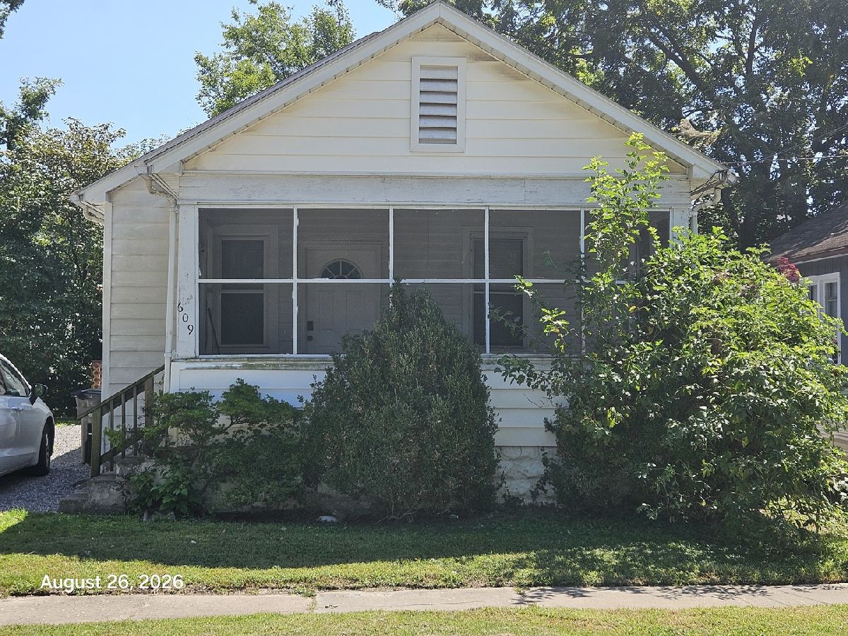  For Sale Carbondale Illinois, 609 Cherry Street