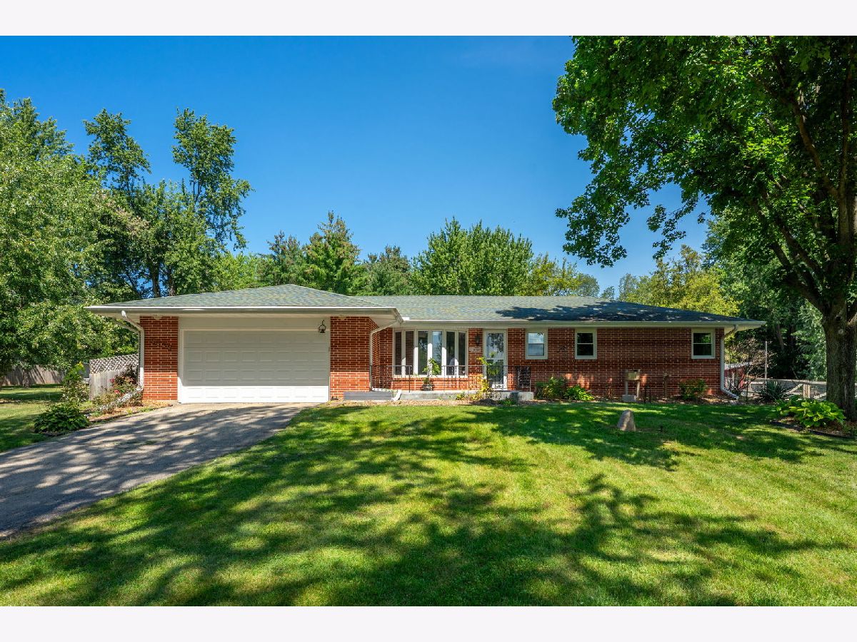  For Sale Rockford Illinois, 5825 Tipple Road