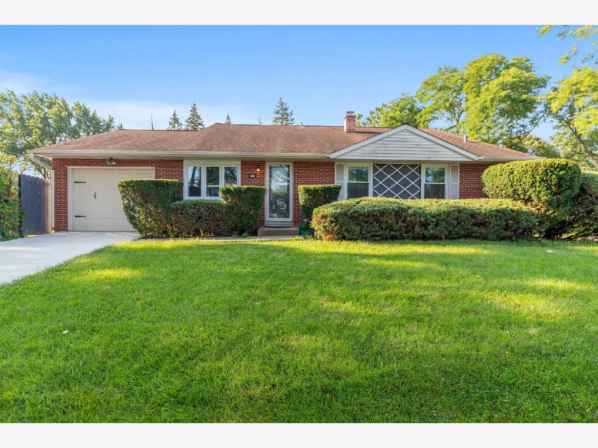 Homes For Rent Old Buffalo Grove Buffalo Grove Illinois, 697 Hickory