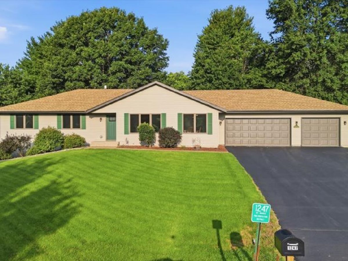  For Sale Oregon Illinois, 1247 Soli
