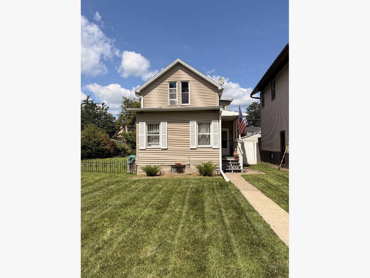  For Sale Clinton Iowa, 722 6th Avenue