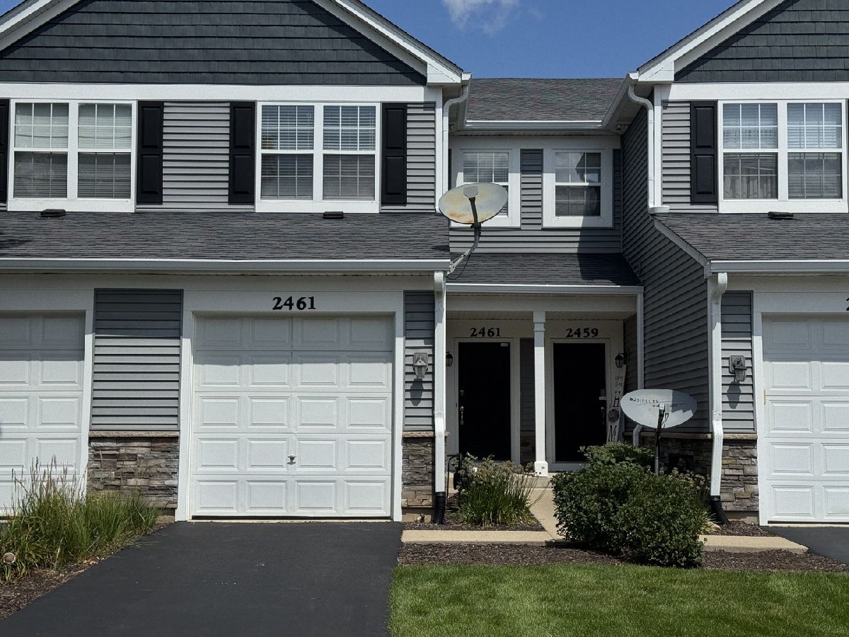 Townhomes & Condos & Homes For Sale Enclave At Country Lakes Naperville Illinois, 2461 Oneida Lane