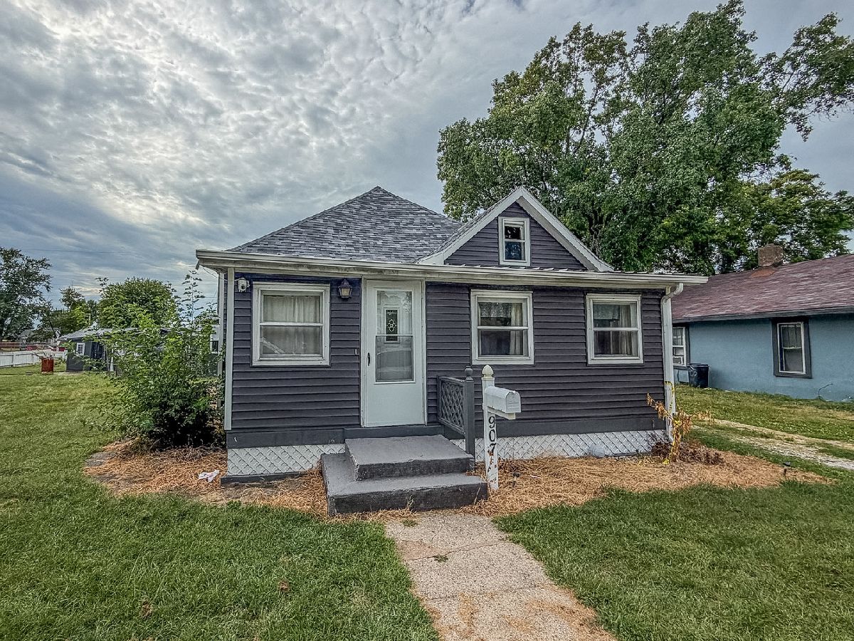  For Sale Tilton Illinois, 907 Central Avenue