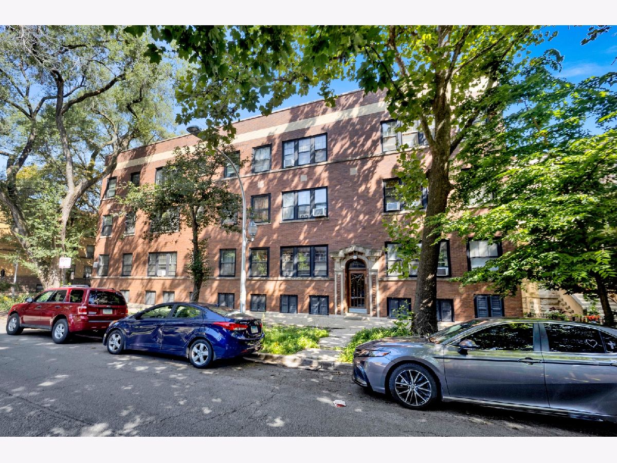  For Sale Chicago Illinois, 1318 Granville Avenue
