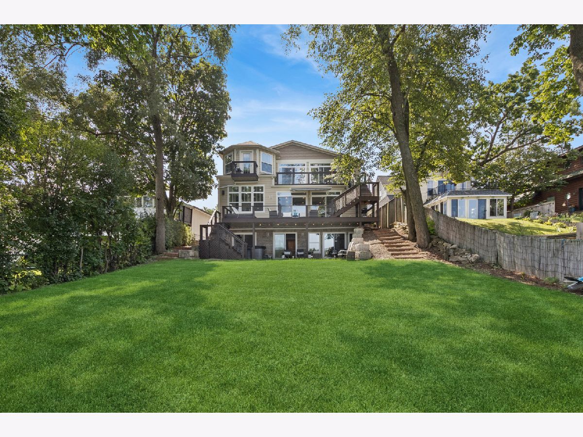  For Sale Mundelein Illinois, 19108 Lake View Avenue