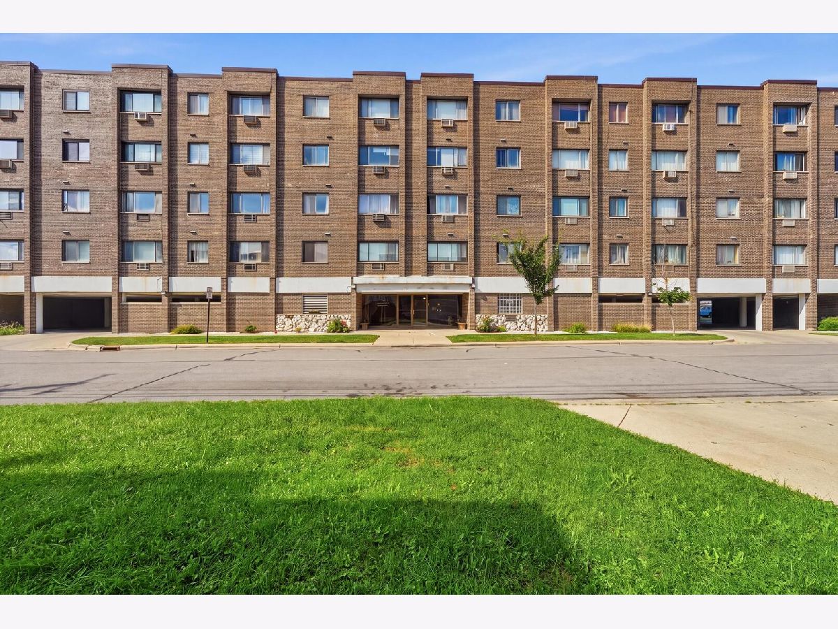  For Sale Elmwood Park Illinois, 7650 Altgeld Street