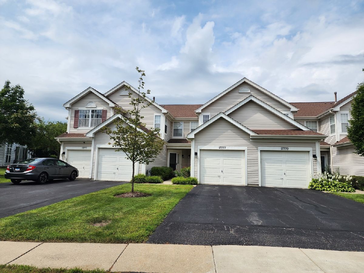  For Sale Gurnee Illinois, 17777 Braewick Road