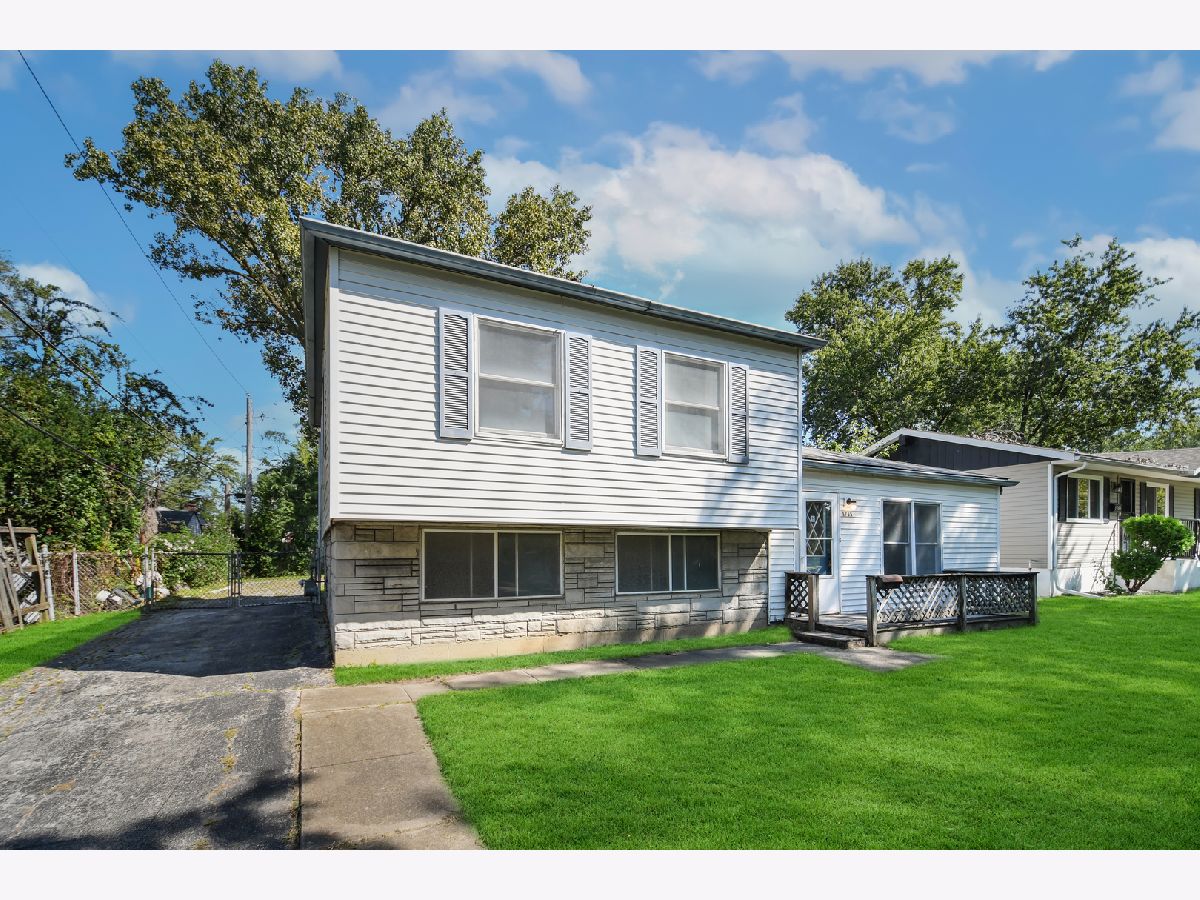  For Sale Sauk Village Illinois, 1755 Reichert Avenue