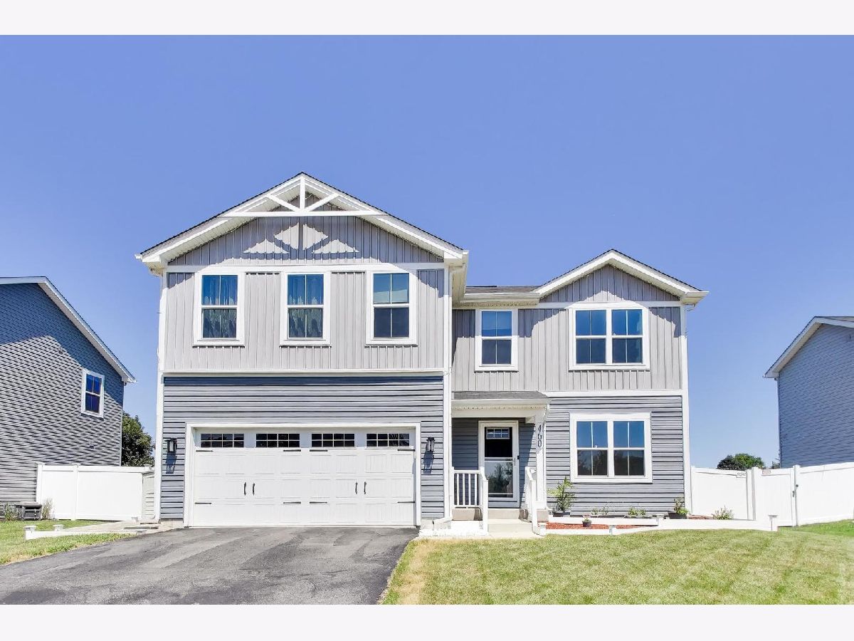  For Sale Hampshire Illinois, 460 Meadowdale Circle