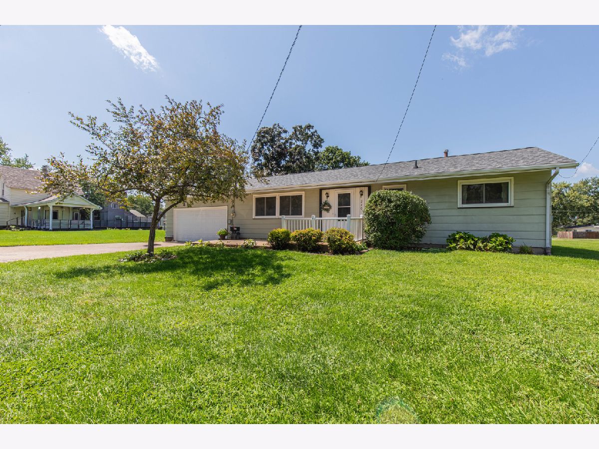  For Sale Princeton Illinois, 220 Knox Street