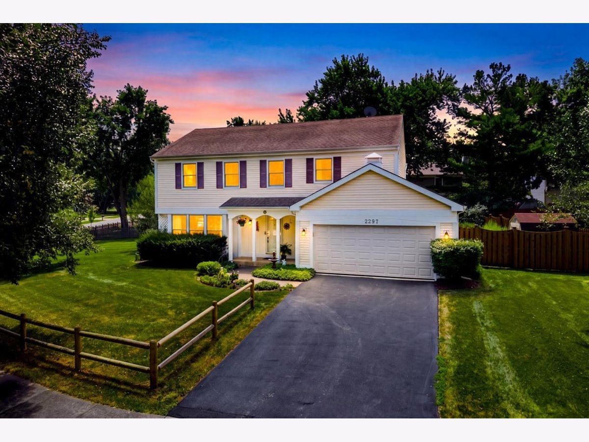 For Sale Naperville Illinois, 2297 Pontiac Circle