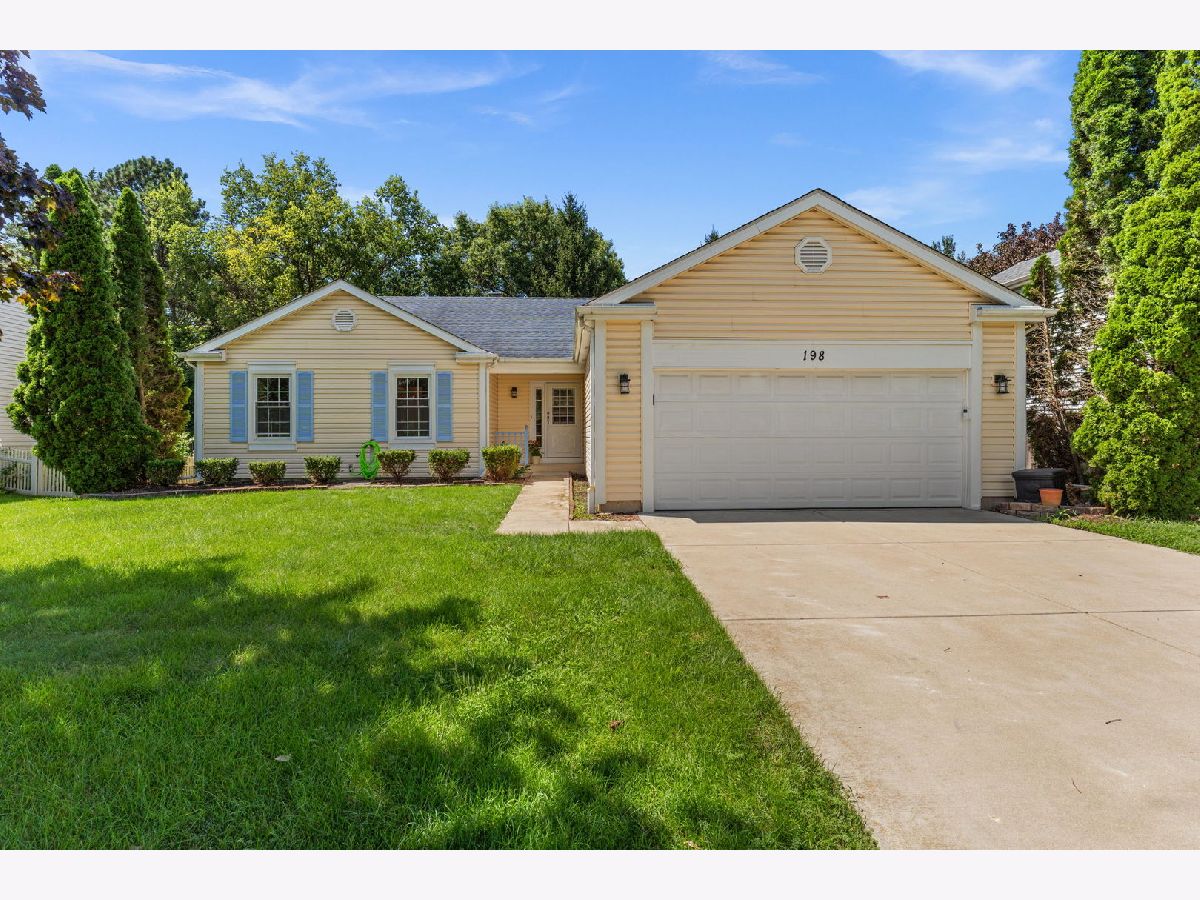  Rented North Aurora Illinois, 198 Mistwood