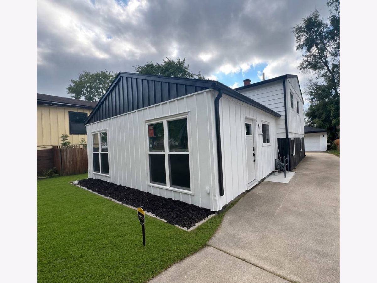  For Sale Calumet City Illinois, 290 Merrill Avenue