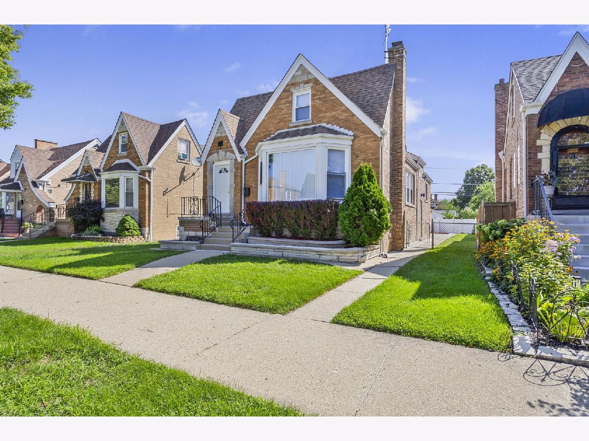  For Sale Chicago Illinois, 3121 Normandy Avenue